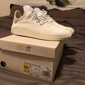 Adidas Pharrell Williams men’s shoes